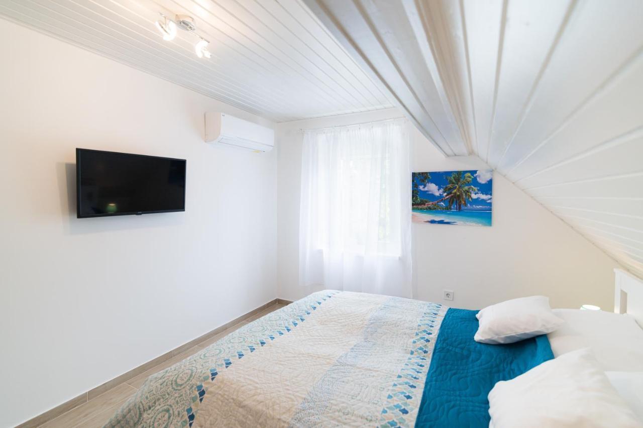 Eternity Apartmanhaz Keszthely Esterno foto
