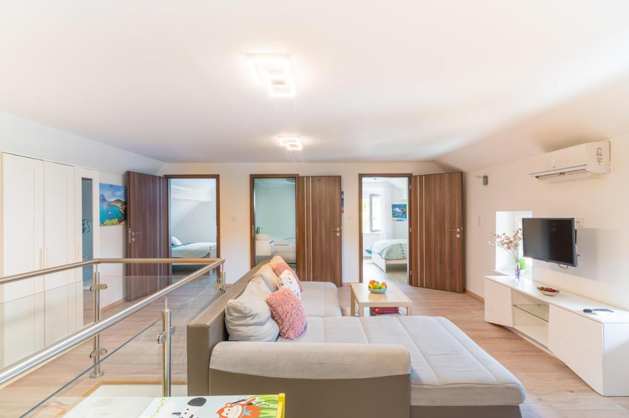 Eternity Apartmanhaz Keszthely Esterno foto