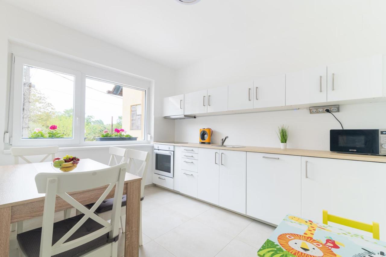 Eternity Apartmanhaz Keszthely Esterno foto