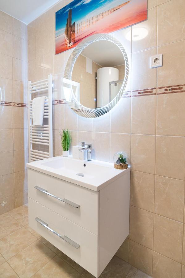Eternity Apartmanhaz Keszthely Esterno foto