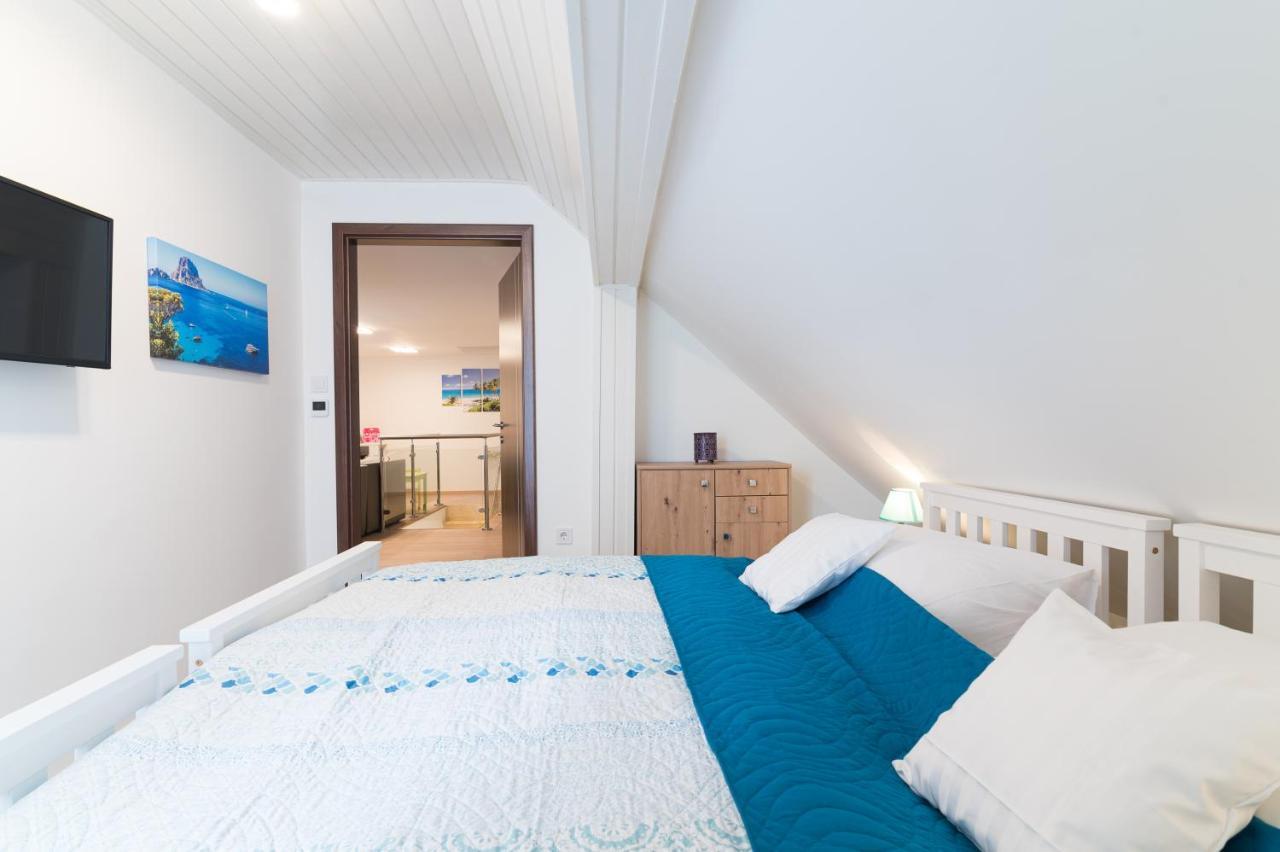 Eternity Apartmanhaz Keszthely Esterno foto