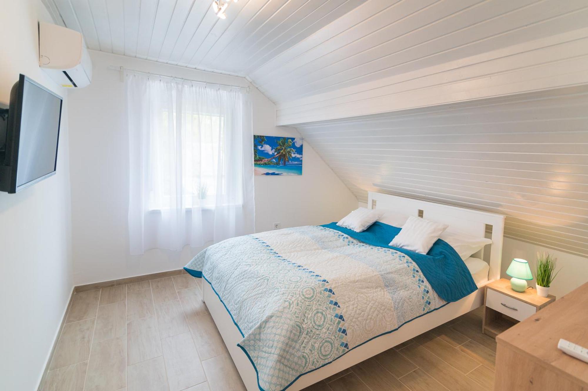 Eternity Apartmanhaz Keszthely Esterno foto