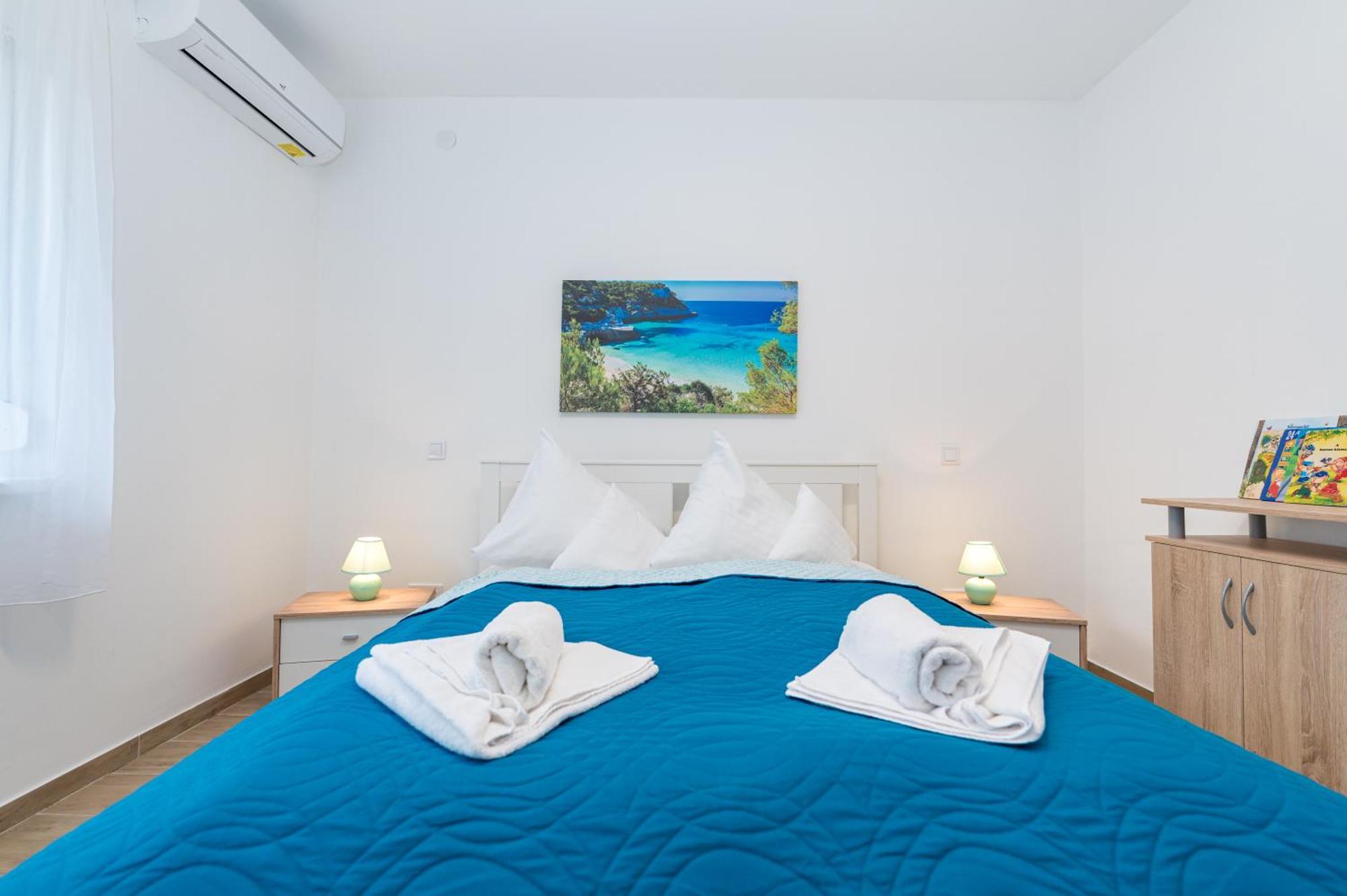 Eternity Apartmanhaz Keszthely Esterno foto